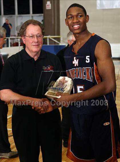 Thumbnail 2 in Madison vs. Duncanville (McDonald's Texas Invitational) photogallery.