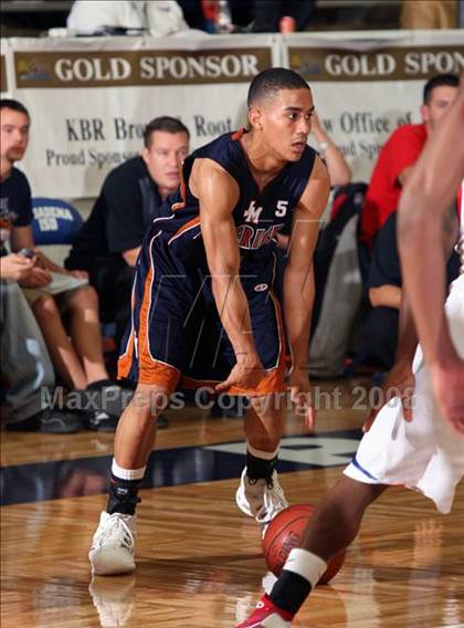 Thumbnail 3 in Madison vs. Duncanville (McDonald's Texas Invitational) photogallery.