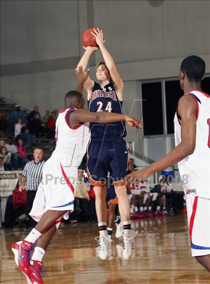 Thumbnail 1 in Madison vs. Duncanville (McDonald's Texas Invitational) photogallery.