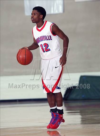 Thumbnail 3 in Madison vs. Duncanville (McDonald's Texas Invitational) photogallery.