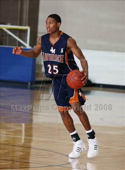 Thumbnail 1 in Madison vs. Duncanville (McDonald's Texas Invitational) photogallery.