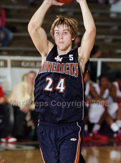 Thumbnail 2 in Madison vs. Duncanville (McDonald's Texas Invitational) photogallery.