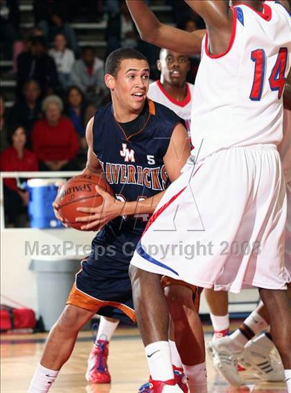 Thumbnail 2 in Madison vs. Duncanville (McDonald's Texas Invitational) photogallery.