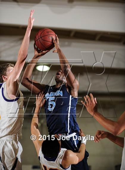Thumbnail 1 in Righetti vs. Compton photogallery.