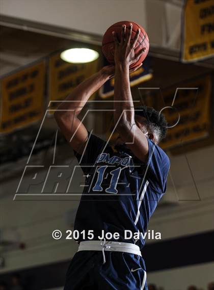 Thumbnail 2 in Righetti vs. Compton photogallery.