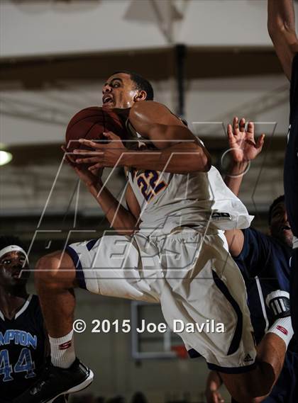 Thumbnail 1 in Righetti vs. Compton photogallery.