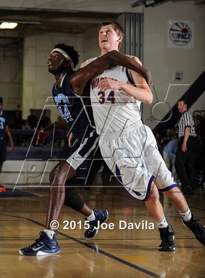 Thumbnail 3 in Righetti vs. Compton photogallery.