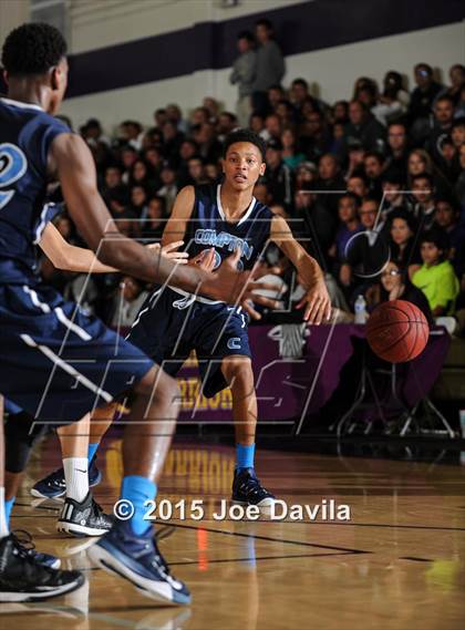 Thumbnail 3 in Righetti vs. Compton photogallery.