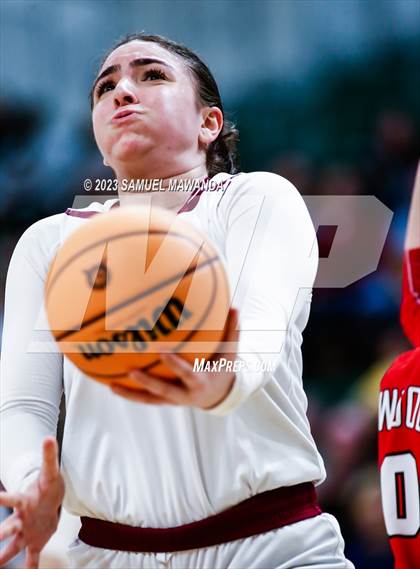 Thumbnail 2 in Notre Dame Academy vs  Oakwood (CIF SS D4A Championship) photogallery.