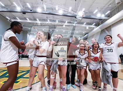Thumbnail 2 in Notre Dame Academy vs  Oakwood (CIF SS D4A Championship) photogallery.