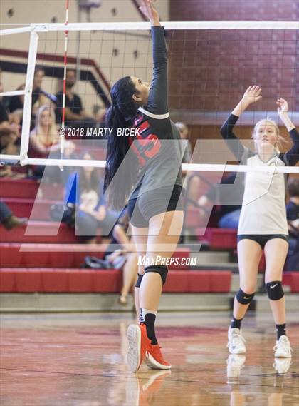 Thumbnail 2 in Modesto @ Enochs photogallery.