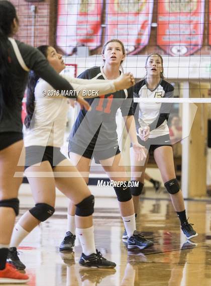 Thumbnail 1 in Modesto @ Enochs photogallery.