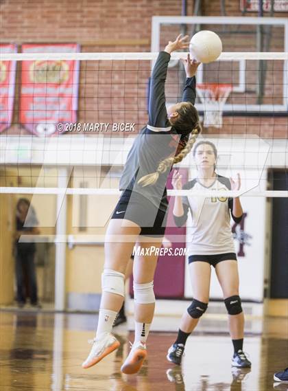 Thumbnail 2 in Modesto @ Enochs photogallery.