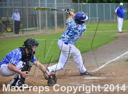 Thumbnail 3 in Shorewood vs. Bainbridge photogallery.