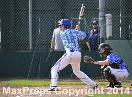 Thumbnail 1 in Shorewood vs. Bainbridge photogallery.