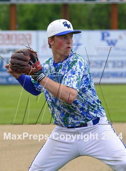 Thumbnail 2 in Shorewood vs. Bainbridge photogallery.