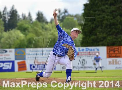 Thumbnail 2 in Shorewood vs. Bainbridge photogallery.