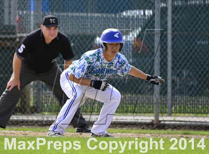 Thumbnail 3 in Shorewood vs. Bainbridge photogallery.