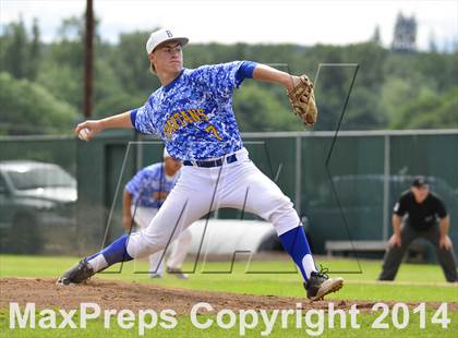 Thumbnail 1 in Shorewood vs. Bainbridge photogallery.
