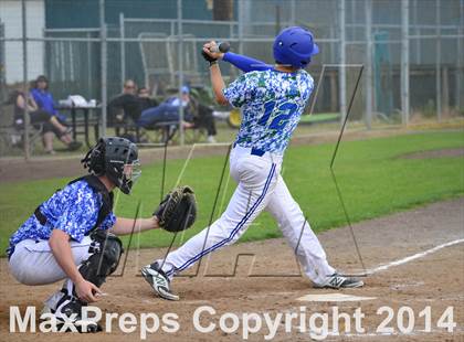 Thumbnail 1 in Shorewood vs. Bainbridge photogallery.