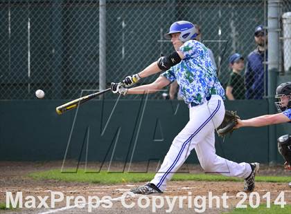 Thumbnail 1 in Shorewood vs. Bainbridge photogallery.