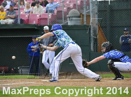 Thumbnail 3 in Shorewood vs. Bainbridge photogallery.