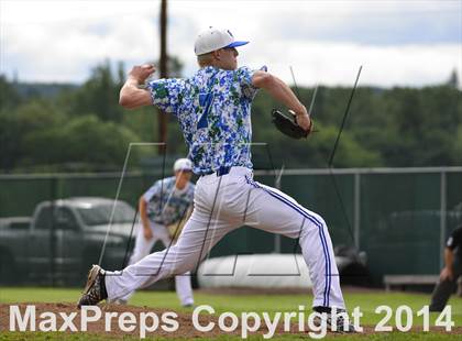 Thumbnail 3 in Shorewood vs. Bainbridge photogallery.