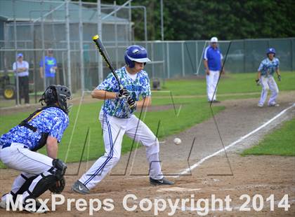 Thumbnail 2 in Shorewood vs. Bainbridge photogallery.