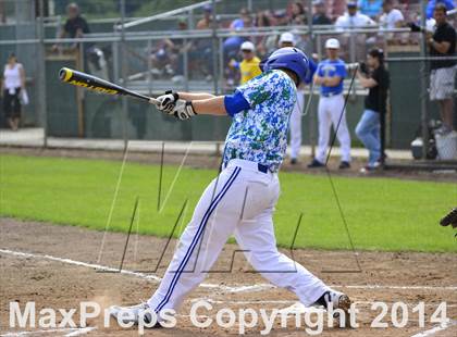 Thumbnail 2 in Shorewood vs. Bainbridge photogallery.