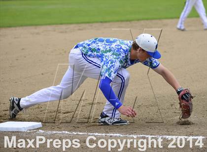 Thumbnail 3 in Shorewood vs. Bainbridge photogallery.