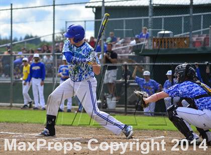 Thumbnail 2 in Shorewood vs. Bainbridge photogallery.
