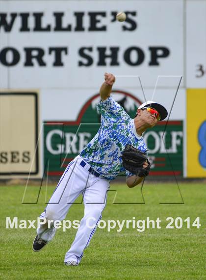 Thumbnail 2 in Shorewood vs. Bainbridge photogallery.
