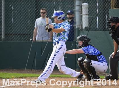 Thumbnail 1 in Shorewood vs. Bainbridge photogallery.