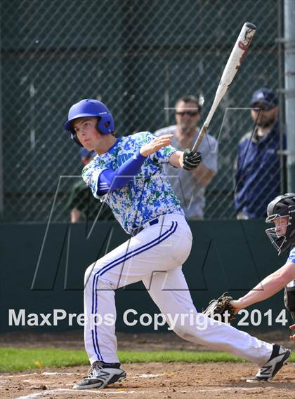 Thumbnail 3 in Shorewood vs. Bainbridge photogallery.