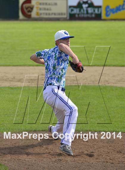 Thumbnail 2 in Shorewood vs. Bainbridge photogallery.