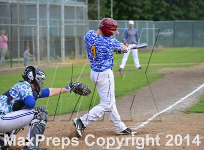 Thumbnail 2 in Shorewood vs. Bainbridge photogallery.