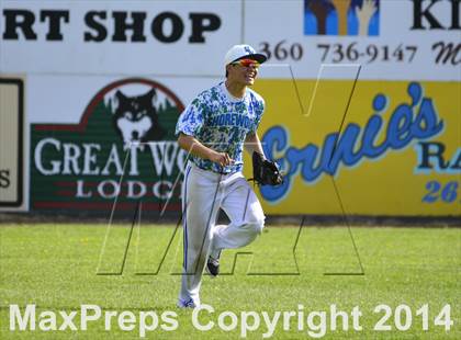 Thumbnail 2 in Shorewood vs. Bainbridge photogallery.