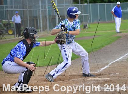 Thumbnail 1 in Shorewood vs. Bainbridge photogallery.