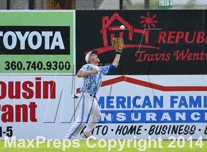 Thumbnail 1 in Shorewood vs. Bainbridge photogallery.