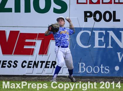 Thumbnail 3 in Shorewood vs. Bainbridge photogallery.