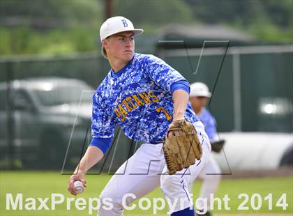 Thumbnail 3 in Shorewood vs. Bainbridge photogallery.