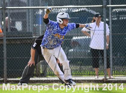 Thumbnail 1 in Shorewood vs. Bainbridge photogallery.
