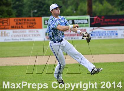Thumbnail 1 in Shorewood vs. Bainbridge photogallery.