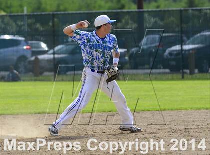 Thumbnail 2 in Shorewood vs. Bainbridge photogallery.
