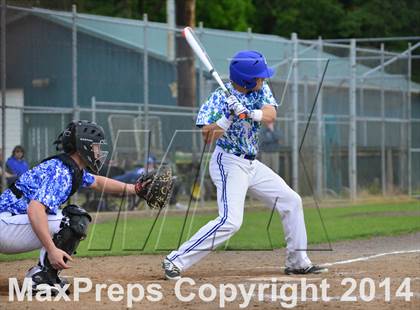 Thumbnail 3 in Shorewood vs. Bainbridge photogallery.