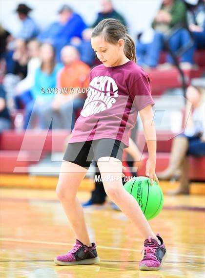 Thumbnail 2 in Huckabay @ Poolville photogallery.