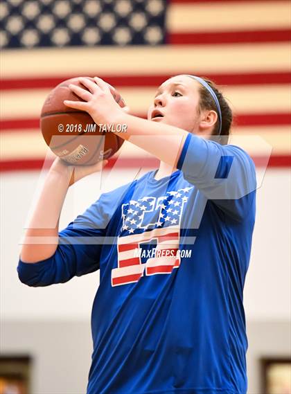 Thumbnail 1 in Huckabay @ Poolville photogallery.