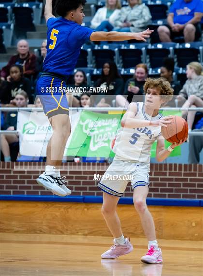 Thumbnail 2 in Sunnyvale vs Wills Point photogallery.