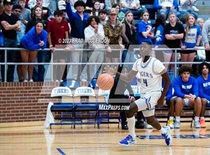 Thumbnail 1 in Sunnyvale vs Wills Point photogallery.