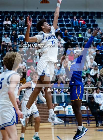 Thumbnail 2 in Sunnyvale vs Wills Point photogallery.